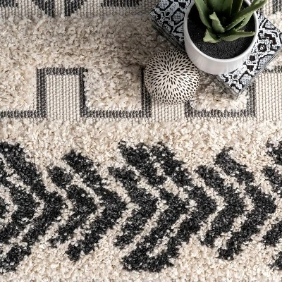 NuLOOM Zuri Shaggy Banded Area Rug - Image 6