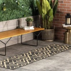 NuLOOM Sammi Geometric Trellis Indoor And Outdoor Patio Area Rug