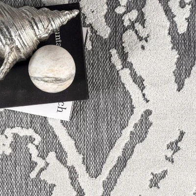 NuLOOM Blaire Textured Lattice Indoor/Outdoor Patio Area Rug - Image 6